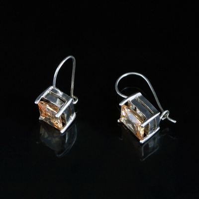 Šperk Holíč strieborné náušnice s oranžovým kameňom N161