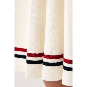 GUESS разкроена рокля с вискоза MARILYN (W6BK98.Z2277)