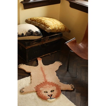 Doing Goods Вълнен килим Doing Goods Pinky Lion Rug (1.45.10.042.030.3)
