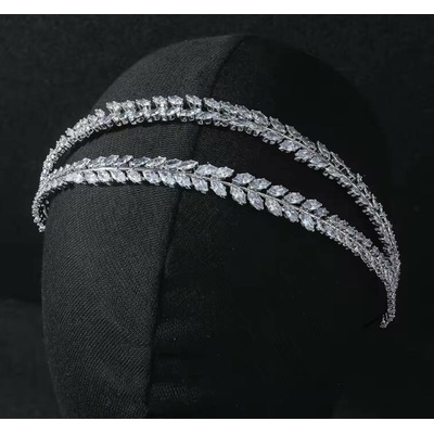 Naishide Jewelry Dvojitá čelenka do vlasů se zirkony Spark Druh barvy: Stříbrná