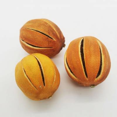 Pomeranč sušený celý 250g
