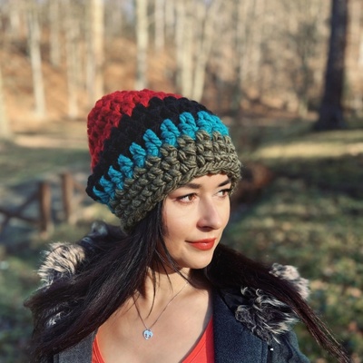 Monyta Zimní barevná háčkovaná MAXI čepice