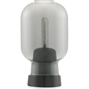Normann Copenhagen Настолна лампа Amp опушено черна (502120)