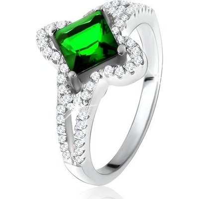 Šperky eshop prsten ze stříbra 925 šikmo uchycený zelený čtvercový zirkon U18.02