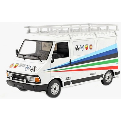 Ixo Fiat 242 Abarth Technic Rally Assistance 1980 1:18