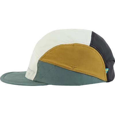 Klättermusen Шапка с козирка Klättermusen Sol Cap - Mercury Blue / Multi (904-6188-0212)