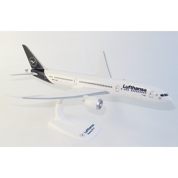 Boeing 787 9 Lufthansa 2018s Colors Berlin Snap Fit 1:200