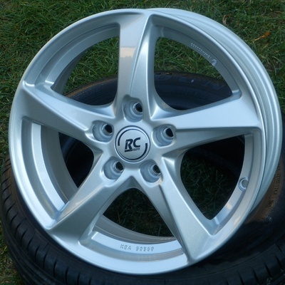 RC-Design RC30 6x15 5x100 ET29 crystal silver