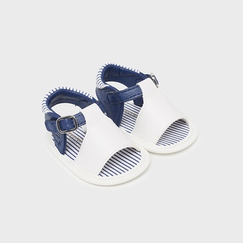 Mayoral Декоративни сандали за новородено момче в бяло и синьо Майорал
