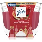 Glade Twinkling Apple & Cinnamon ароматна свещ 204 гр