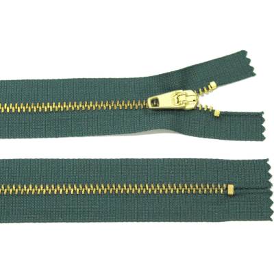 Kovový zip no.3 nerozepínací 18cm tmavě zelený (zlaté zoubky)