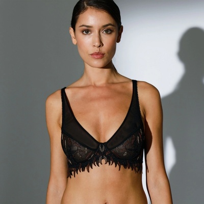 Confidence Lingerie Blancheporte Priliehavá podprsenka s efektom vyšívaných lískov, s kosticami, Sullana čierna