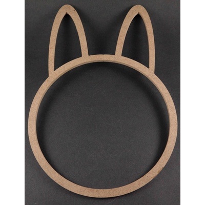 Drevený zajačik na macramé - rozmer 38 cm x 25 cm