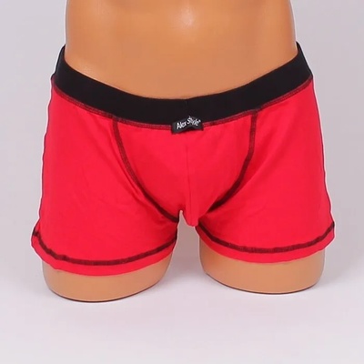 Мъжки боксер в ярко червен цвят с черен ластик
