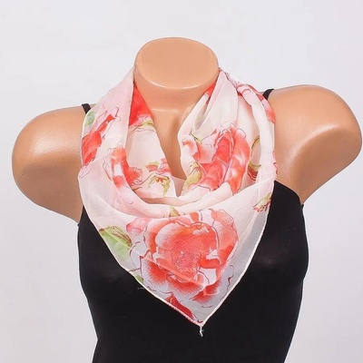 Дамско фишу в бяло с рози