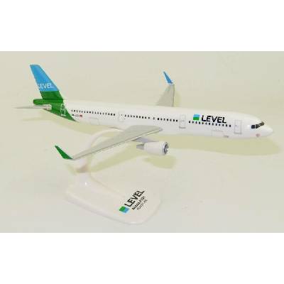 PPC Holland Airbus A321 211WL LEVEL Snap Fit 1:200