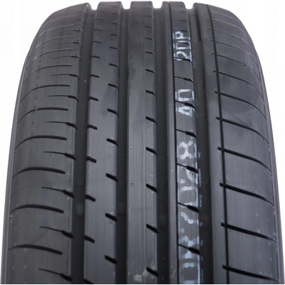 Yokohama BluEarth-XT AE61 225/55 R18 98V