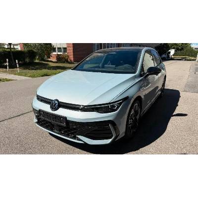 Volkswagen Golf Style DSG R-Line 110 kW