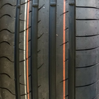 Sava Intensa UHP 225/40 R18 92Y