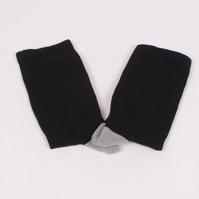 Юношески чорапи в черен цвят