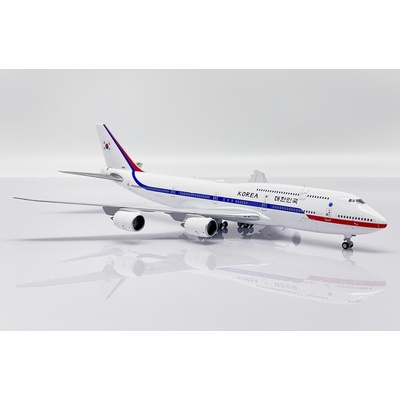 JC Wings B747-8B5 Government of South Korea 1:400