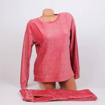 Image 1 of Дамски плюшен комплект в тъмна сьомга с рипсен ефект