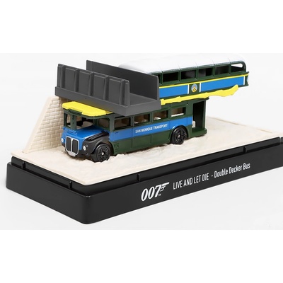 MotorMax AEC Regent James Bond 007 Live and Let Die 1:64