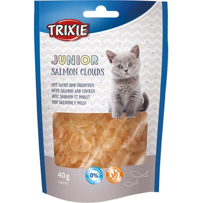 TRIXIE Junior Salmon Clouds лакомство за бебета котки 40gr