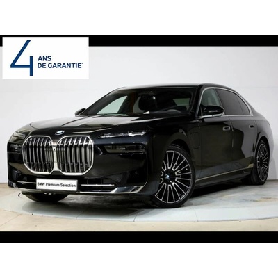 BMW 750e xDrive M Sport 360 kW