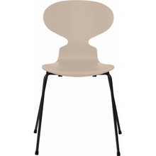 Fritz Hansen Ant 3101 lacquered light beige / black