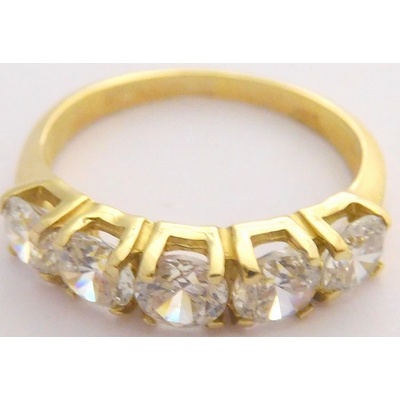 Klenoty Budín dámský zlatý prstýnek se zirkony HK1032