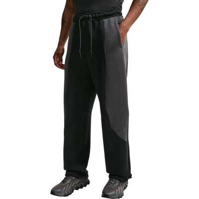 Nike Tech Fleece čierna