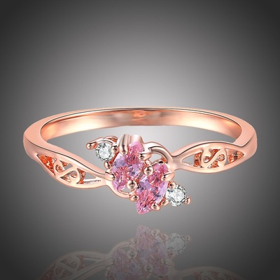 Victoria Filippi prsten Swarovski Elements Efisio Růžová P671