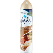 Glade Ginger Spice Oh So Nice s vôňou perníkového korenia a vanilky osviežovač vzduchu sprej 300 ml