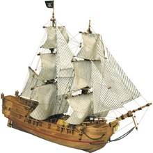 Mantua Model Black Falcon kit 1:100