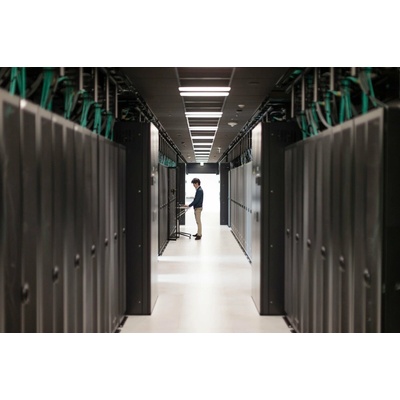 HPE Aruba CX 6200F R8Q72A