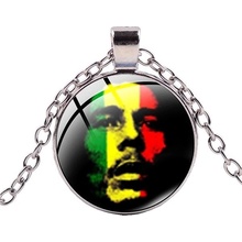 Predátor Q1 Řetízek s přívěskem Bob Marley GB0316-2