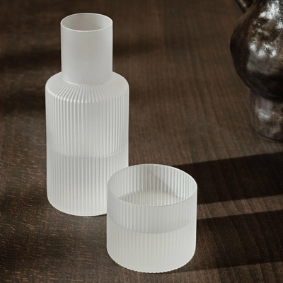 ferm LIVING Karafa na vodu RIPPLE 500 ml