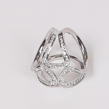 Сребрист пръстен за шал с кристални камъчета