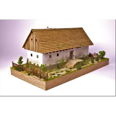 MDS - Modelové domečky Špalek Dom zo Skalice KCD 1:72