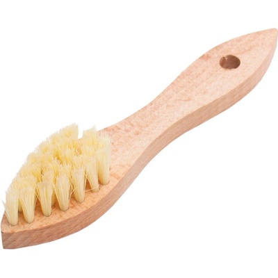 Cedric Kefa na topánky