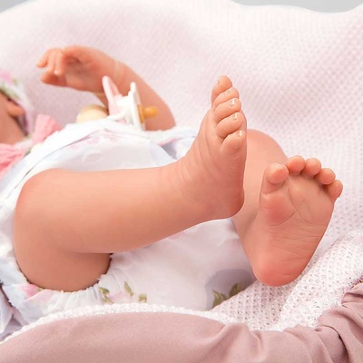 Arias Кукла-бебе Инна с розово одеяло и аксесоари - 38 см (ari98106)