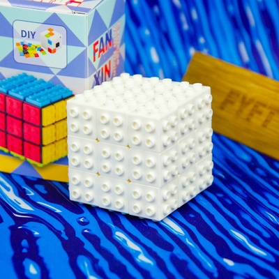 FanXin DIY BUILDING BLOCK CUBE (FanXin) Biela