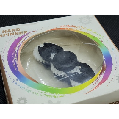 Hand Finger Spinner dvojité ozubenie Čierny