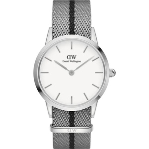 Daniel Wellington DW00100679 Часовници