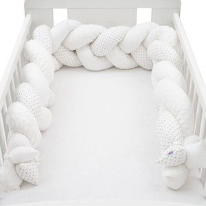 New Baby Предпазен борд за легло плитка New Baby Minka и Точки сиви (41329)