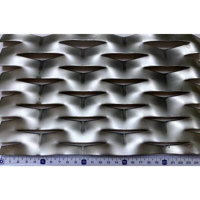 Tahokov oko 100 x 30 x 13 mm, kosočtvercové, tl. 1,5 mm, hliník, formát 1000x2000 mm