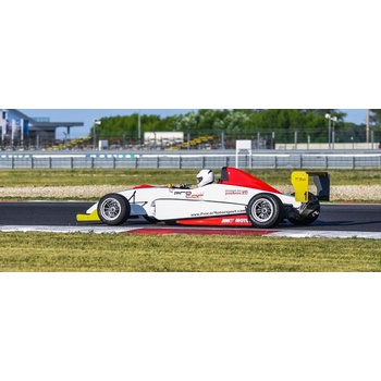Jazda na formule ADAC MASTERS