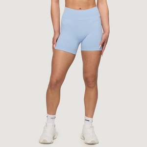 GymBeam Дамски безшевни шорти NEO Sky M