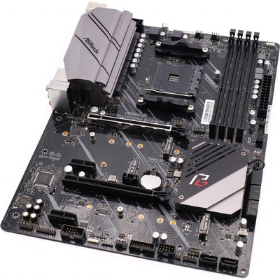 ASRock X570 Phantom Gaming 4